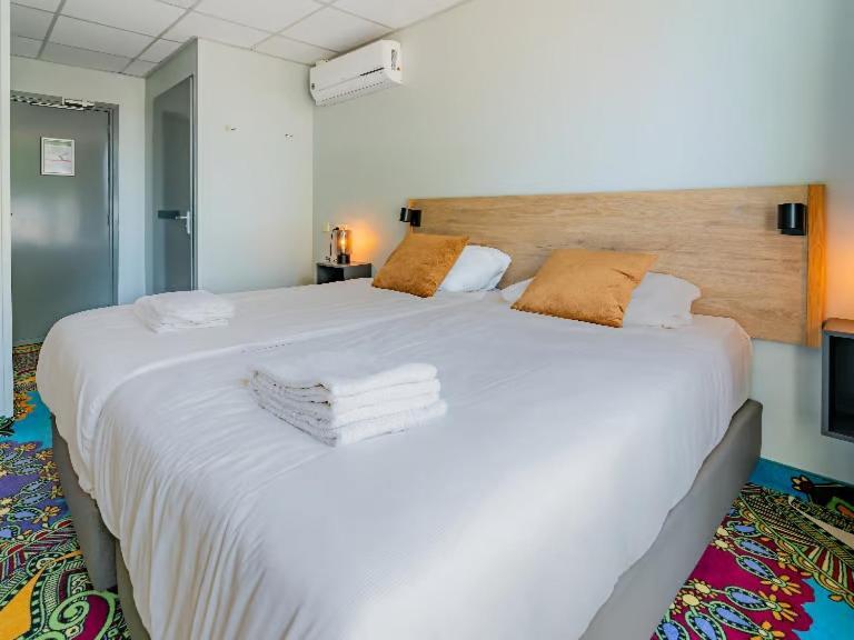 Strandhotel Wemeldinge Exteriör bild