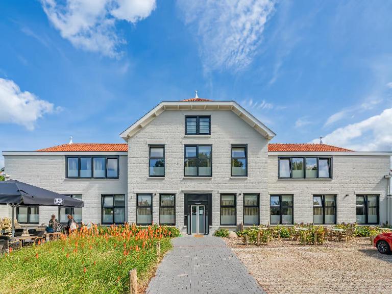 Strandhotel Wemeldinge Exteriör bild